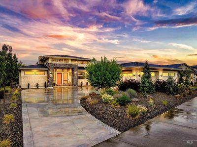 3735 S Millbrook Way