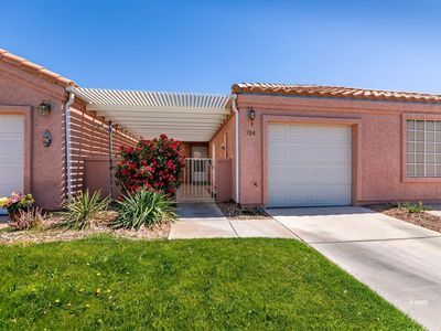 764 Peartree Ln