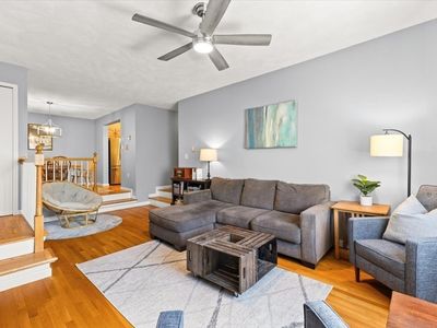 4 Erick Rd APT 98