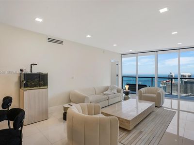 495 Brickell Ave APT 5005