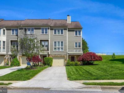 17 Stablemere Ct