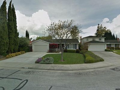 744 Silver Pine Ct