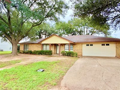 Property at 207 Nashua St, Groesbeck, TX