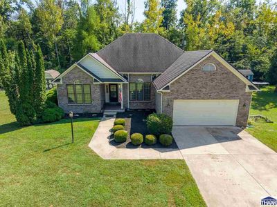 62 E Brookside Dr