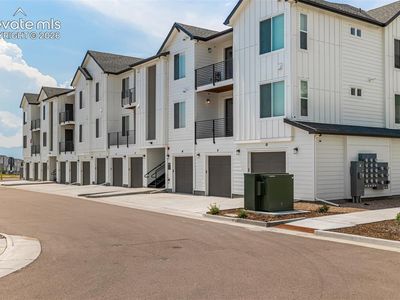 2252 Arikaree Hts #202