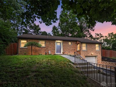 2900 Dogwood Dr
