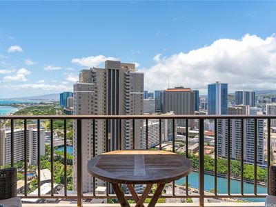 411 Hobron Ln APT 3314