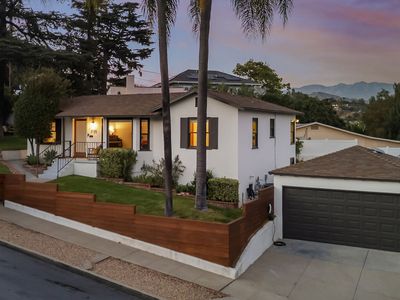 4128 Aguilar Way