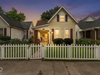 910 Villa Ave