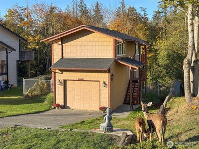 1329 Campbell Avenue