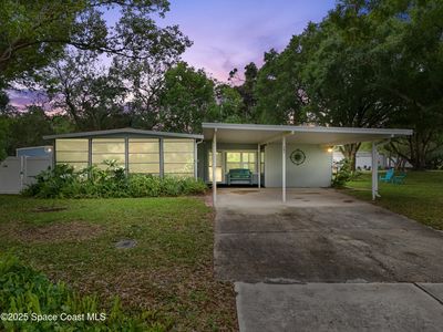 585 Canaveral Groves Blvd