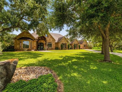 Property at 178 Juniper Trl, Yoakum, TX