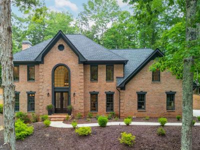 9460 Mistwater Close