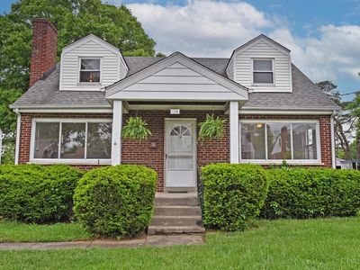 178 E Crest Dr