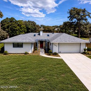 945 Bramble Bush Cir W