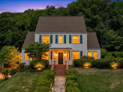 72 Bath St