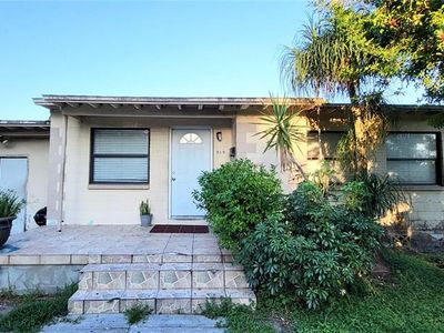 519 Mercado Ave
