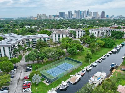 1101 River Reach Drive #415
