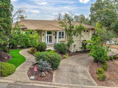 6243 Camino Del Lago