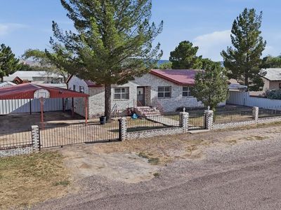 Property at 1102 W Sanderson St, Alpine, TX