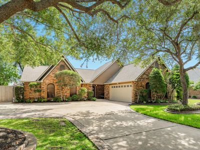 1617 White Wing Cir