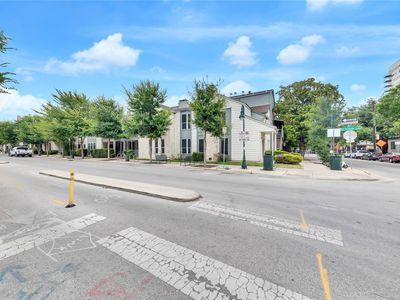 2529 Rio Grande St APT 100