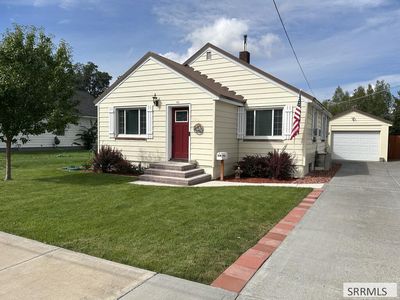 154 N Milton Ave