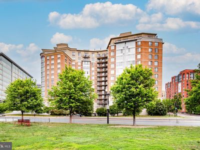 555 Massachusetts Ave NW APT 506