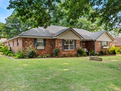 304 Live Oak Dr