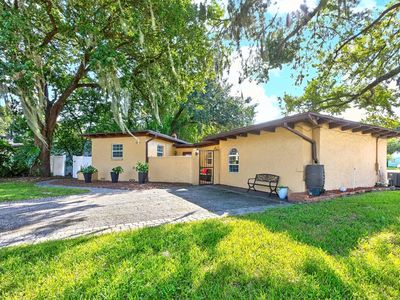 1835 OAK LANE