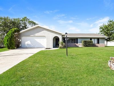 2072 Dumas Dr