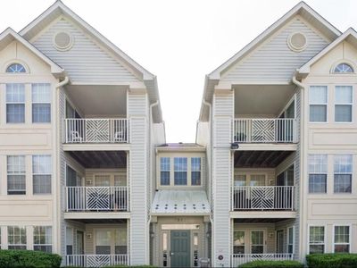 7907 Valley Manor Rd #204