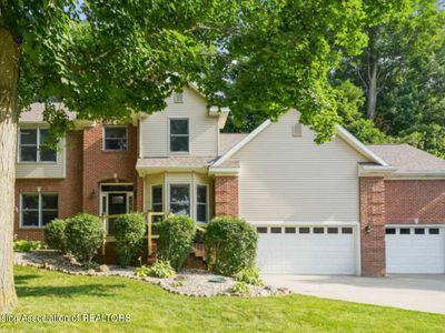 2546 Julie Way