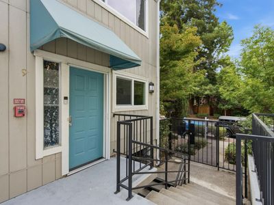 165 Okeefe St APT 9