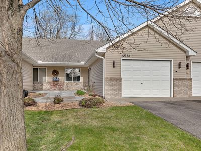 12363 Walnut Dr