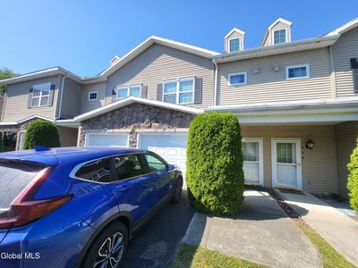 303 Avalon Place #303