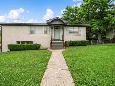 716 Vassar Dr