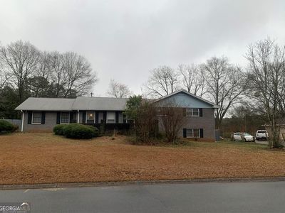 8806 Twin Oaks Dr