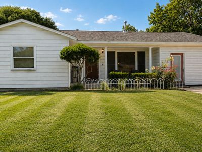 Property at 1010 McClendon St, Irving, TX