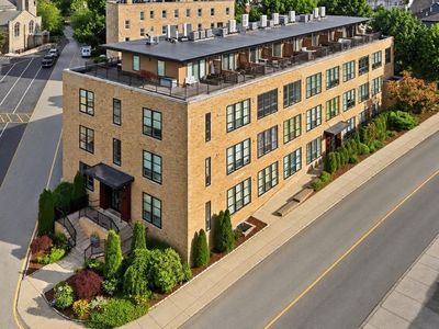 1 Saint Clare Rd APT 16