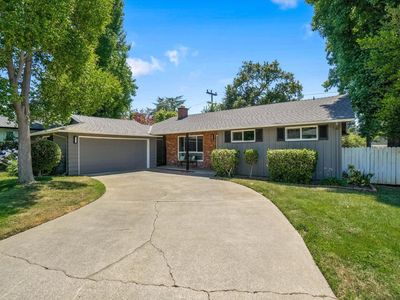 813 Columbia Dr