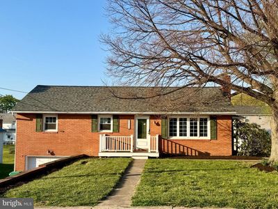 12139 Snyder Ave