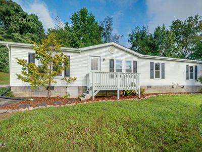 14181 Middle Pointe Ct