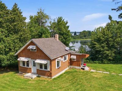 2574 Leroy Rd