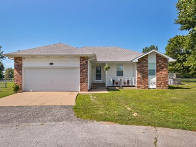 405 Lynn Drive