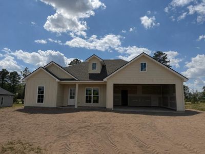 32 Edgewater Dr