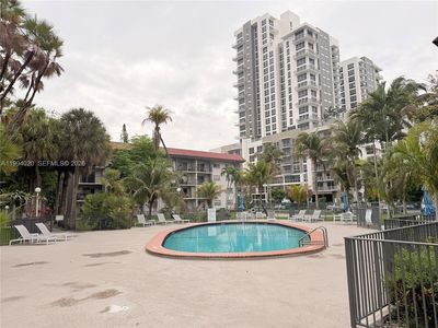 8101 SW 72nd Ave APT 403W