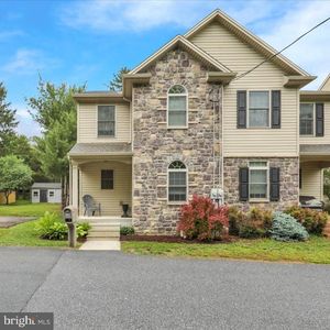 368 Granite St