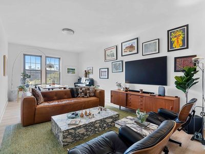 1100 Grand Concourse APT 4B