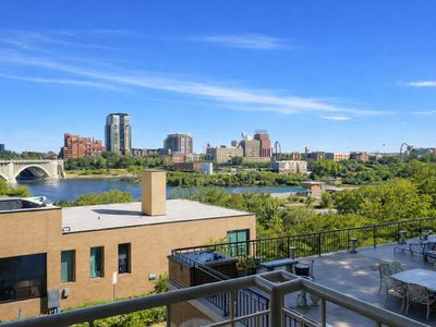 401 S 1st St Unit 209